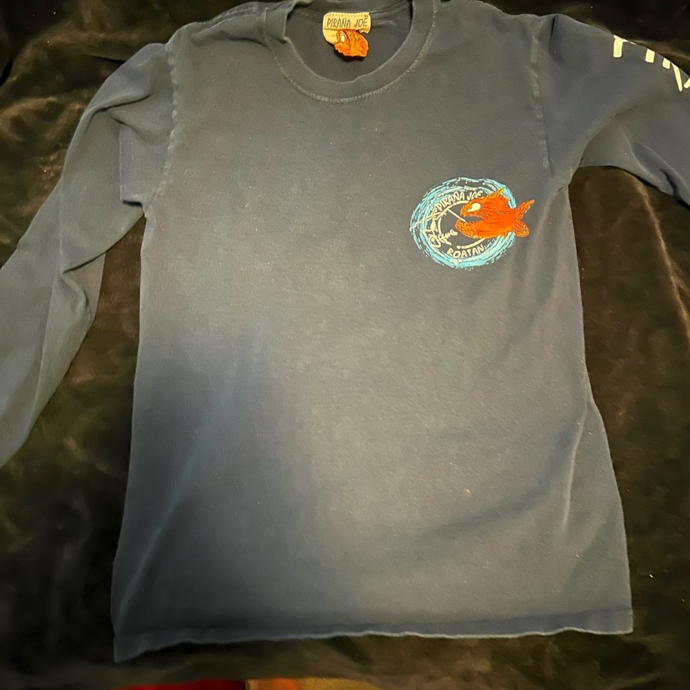 Piraña Joe long sleeve shirt